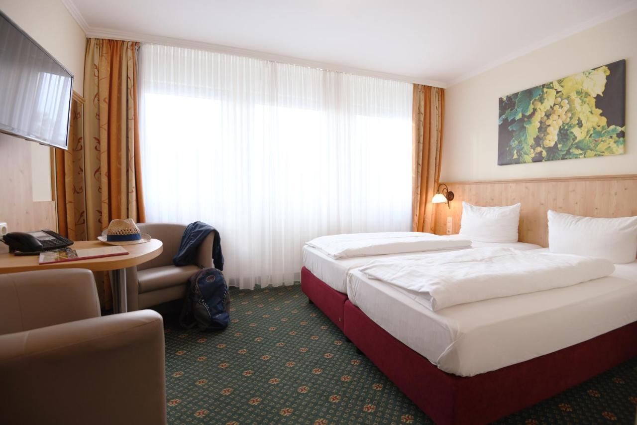 Löf Moselstern Parkhotel Kraehennest מראה חיצוני תמונה